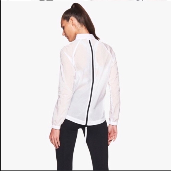 NWT Nike Running Jacket 150$ windbreaker - Picture 4 of 8